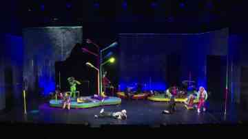 220313 Crowd Music Drama ‘Neon Kids’ – AKB48 Okabe Rin, Oda Erina, Shitao Miu – HD.mp4-00001