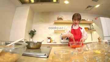 230329 cookpadLive – Konya, Manatsu to Nani Taberu 01 – Studio View – ex-Nogizaka46 Akimoto Manatsu – FHD.mp4-00004