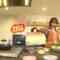231124 cookpadLive – Konya, Manatsu to Nani Taberu 09 – Studio View – ex-Nogizaka46 Akimoto Manatsu – FHD.mp4-00002