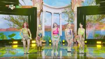 240301 Music Bank – LE SSERAFIM Cut – FHD.mp4-00005